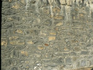 les murs en calcaire de Laffrey sont en bon tat