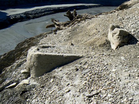 un bassin construit par la famille Nier