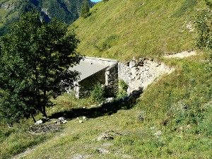 les vestiges de la cantine